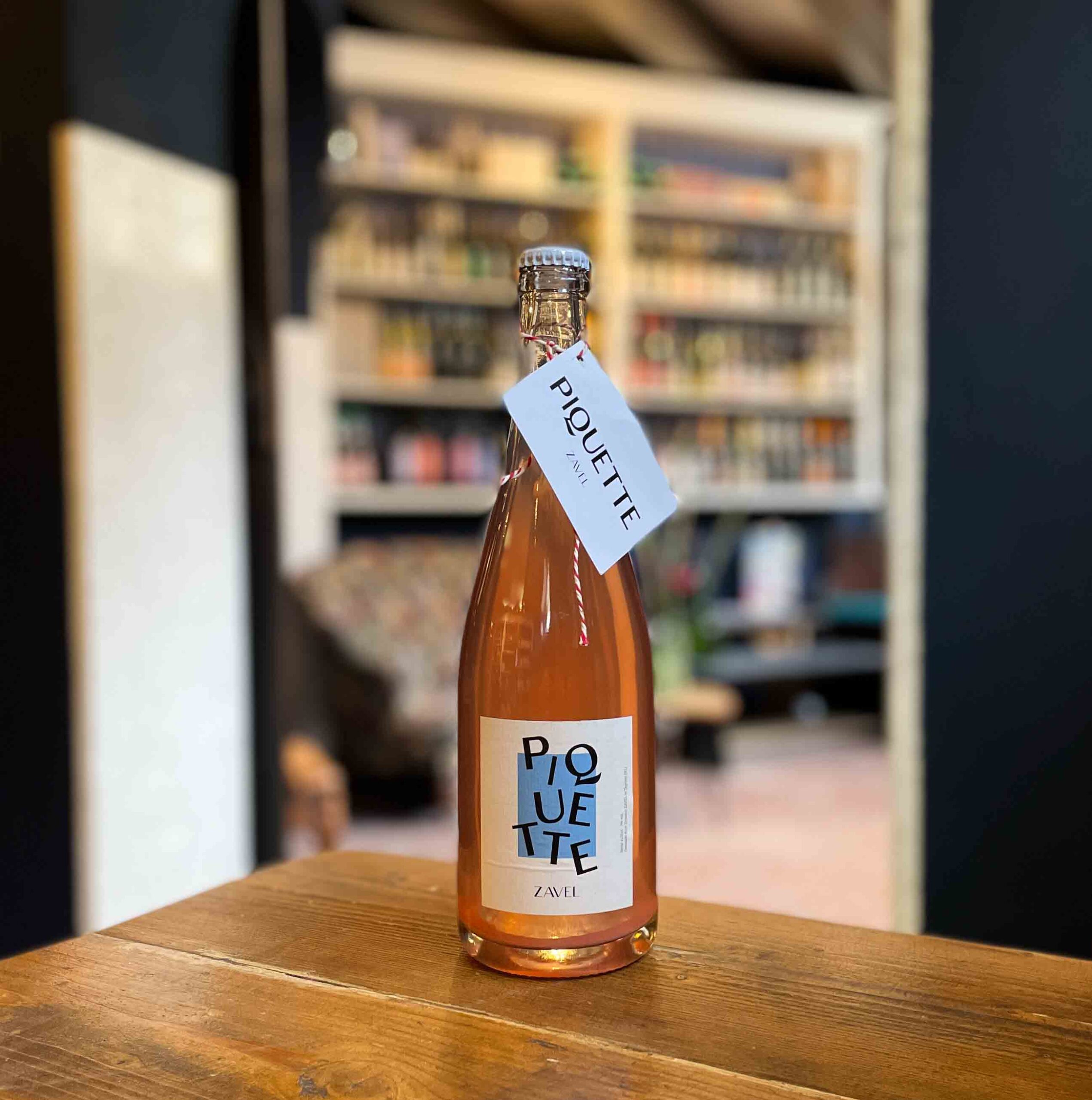 Holländischer Wein - Zavel - Piquette - Design & Wein - Amsterdam Holländischer Wein - Zavel - Piquette - Design & Wein - Amsterdam